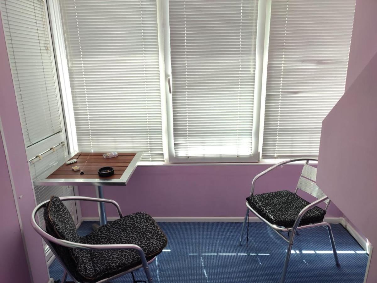 Spring Nebula Aparthotel Варна Екстериор снимка