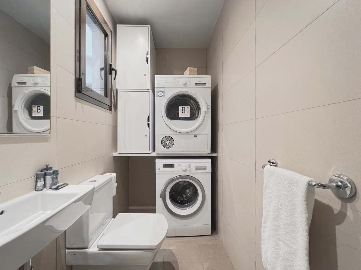Spring Nebula Aparthotel Варна Екстериор снимка